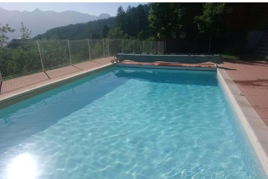 Chalet 4 Pers. Piscine Et Literie Toute Neuve. Puy-Saint-Vincent Esterno foto