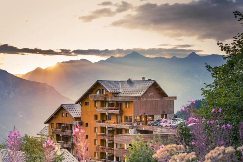 Chalet 4 Pers. Piscine Et Literie Toute Neuve. Puy-Saint-Vincent Esterno foto
